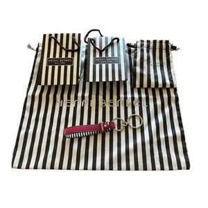 🆕 NWOT Henri Bendel Keychain, Dust Bag, & 2 Small Gift Bags